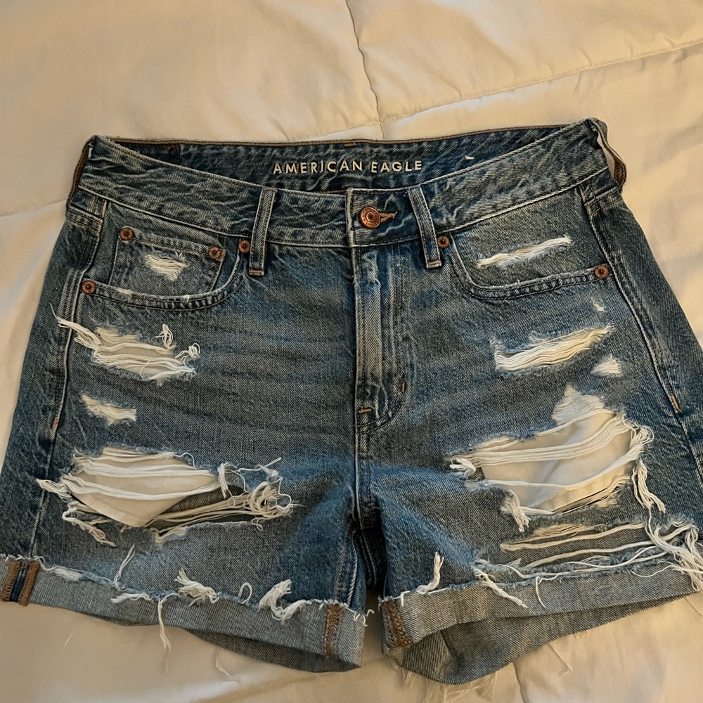 AE distressed shorts